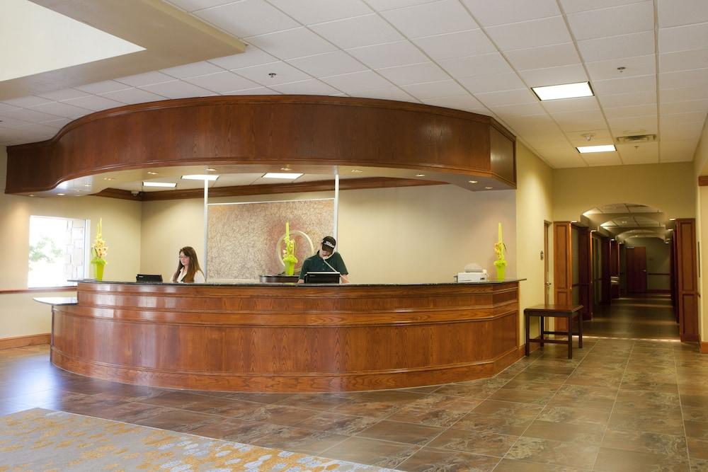 Hotel Wyndham Downtown 4*