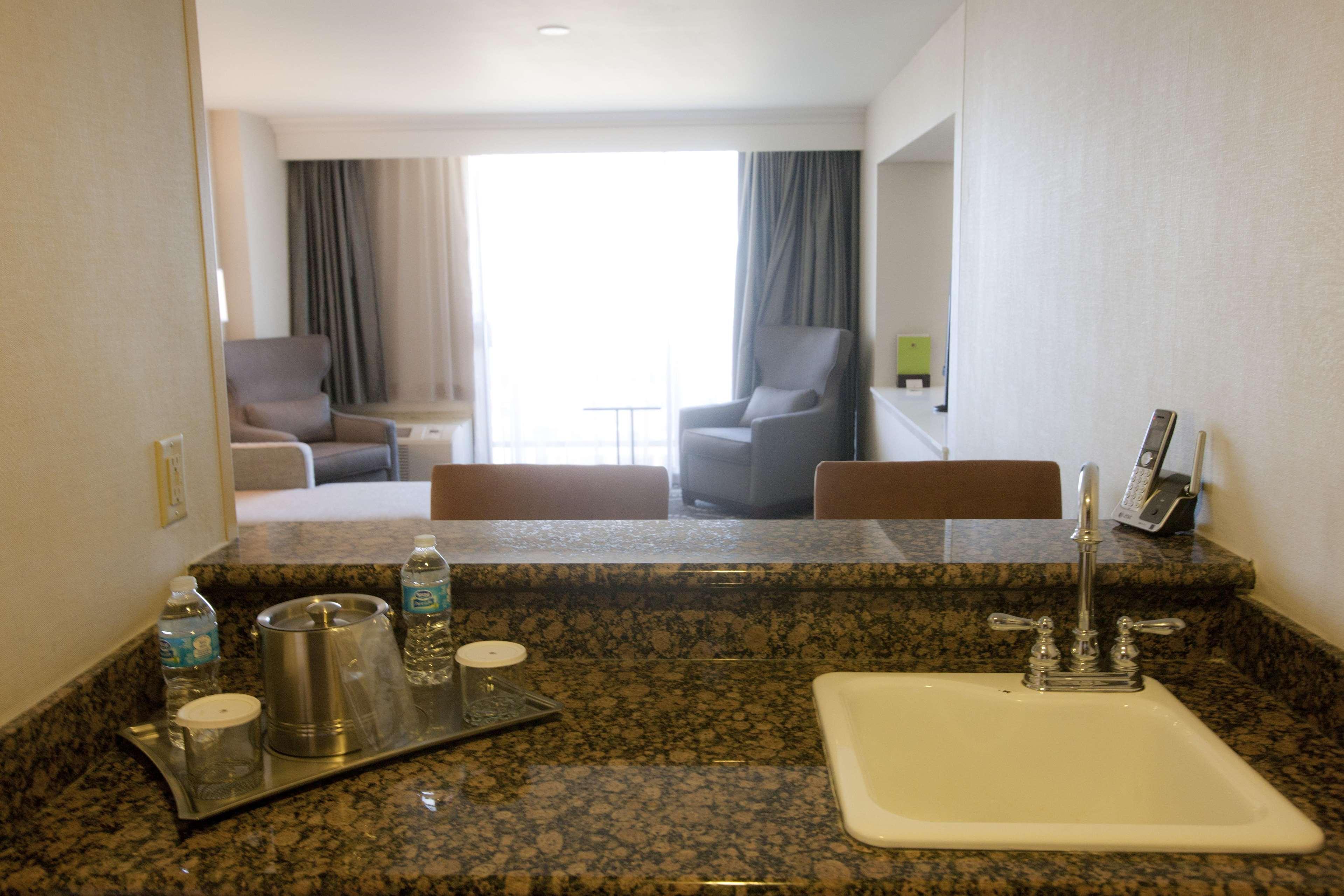 Wyndham Downtown Hotel