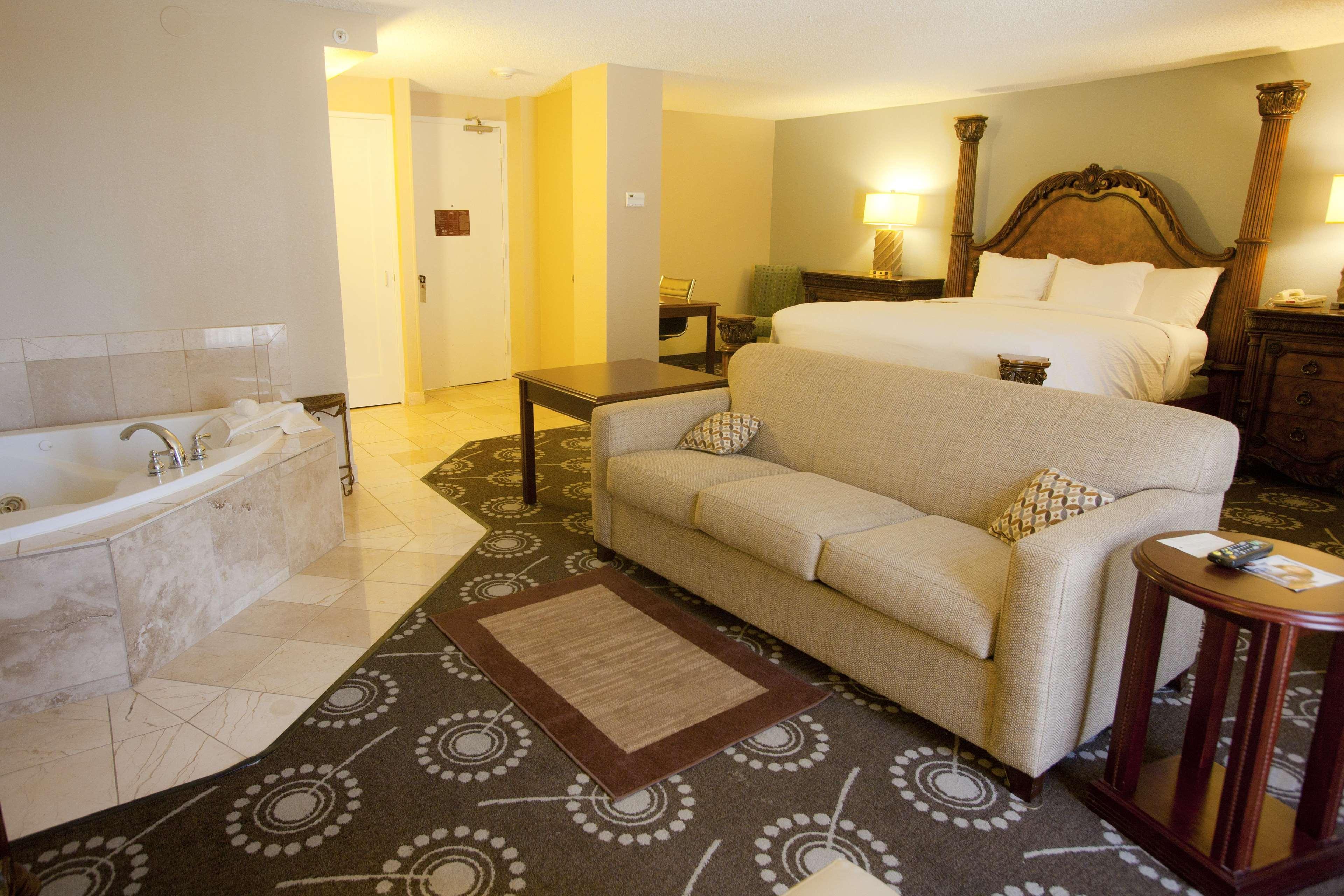 Wyndham Downtown 4* Midland