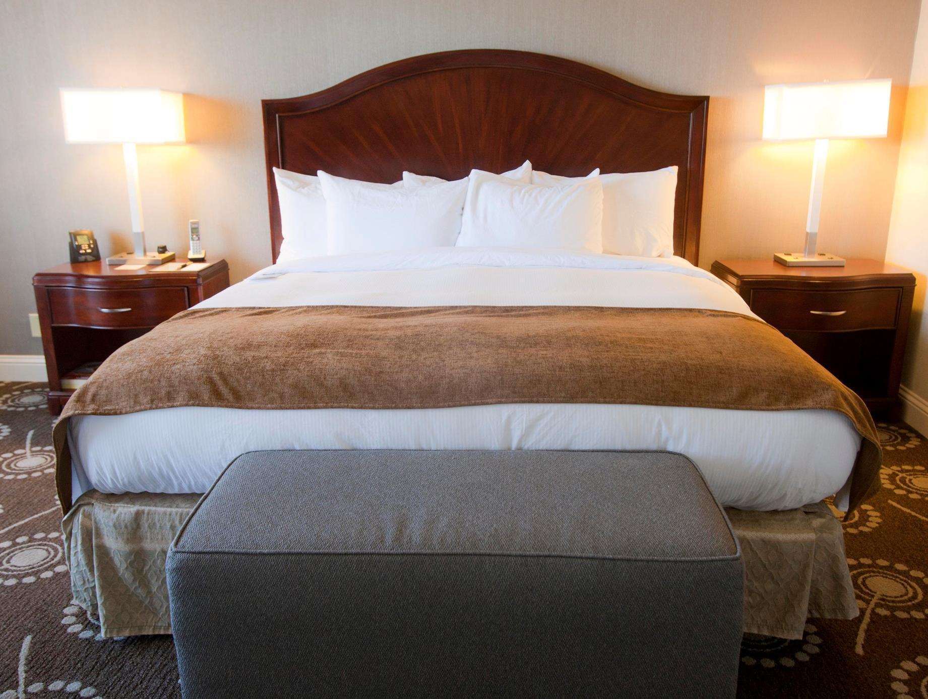Hotel Wyndham Downtown 4*