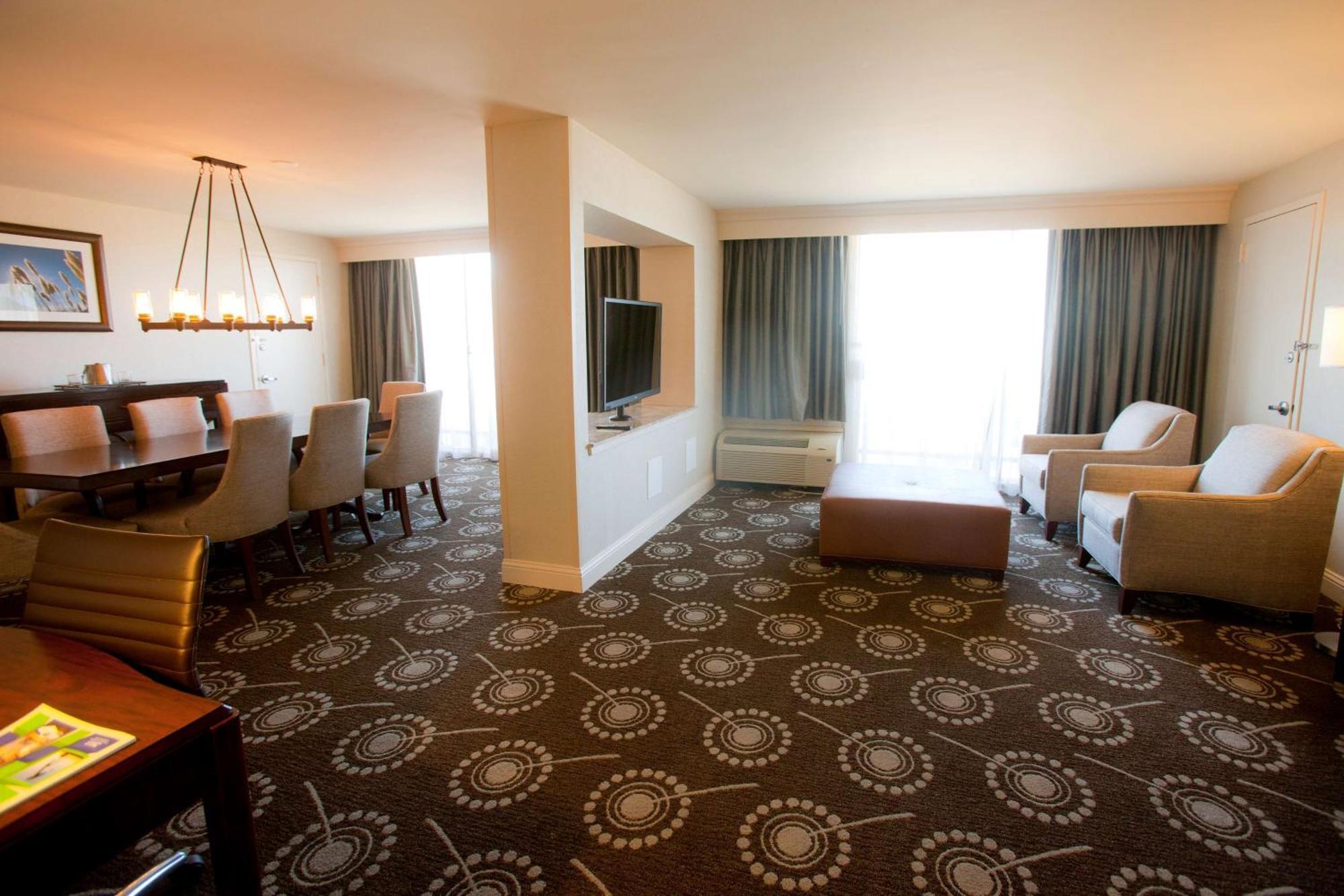 Wyndham Downtown Midland