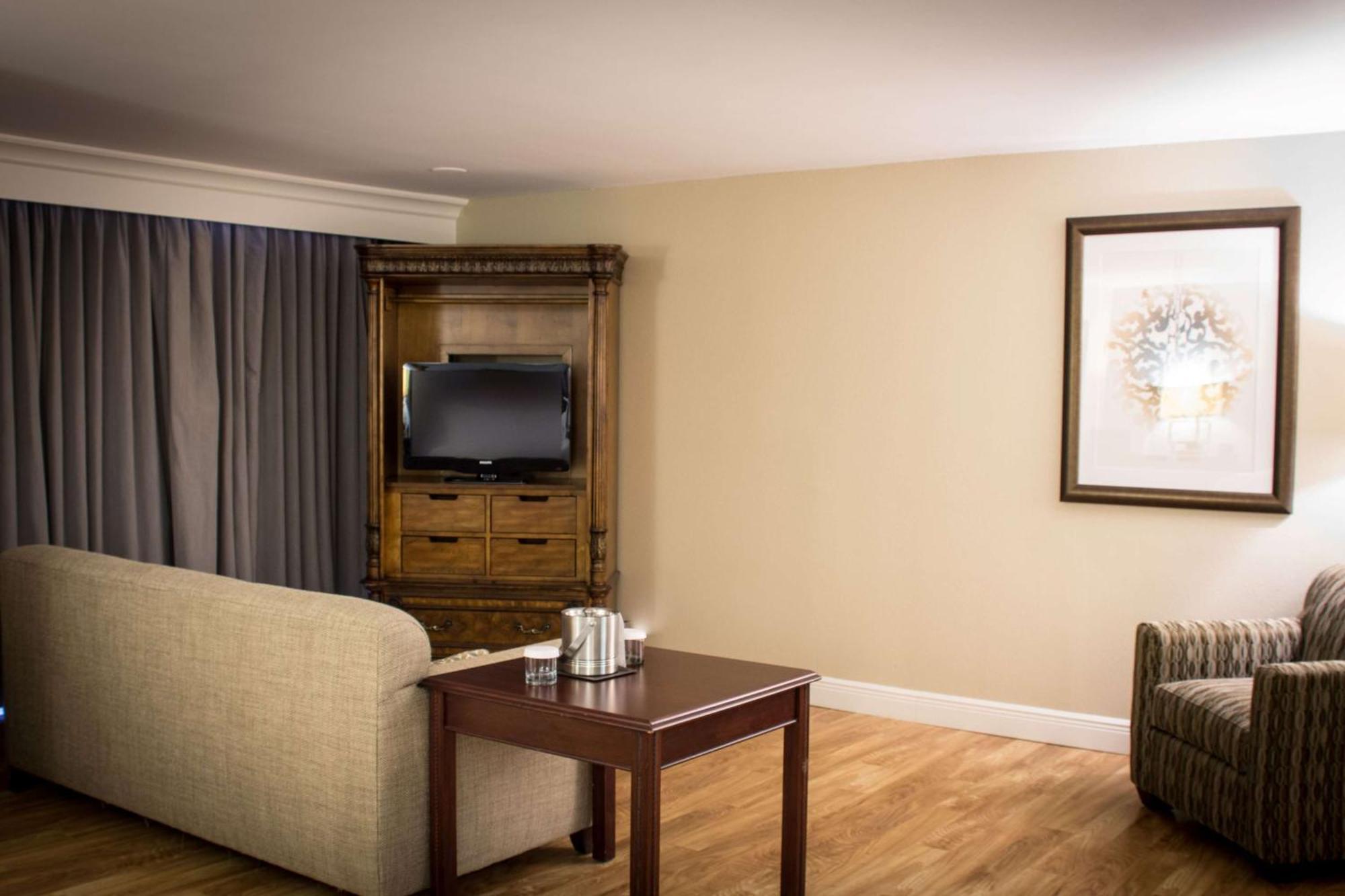 Wyndham Downtown Hotel Midland